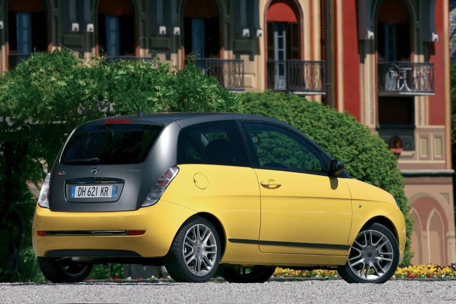  Lancia Ypsilon Sport by MomoDesign (843) 2007 года  (фото 18 из 69)